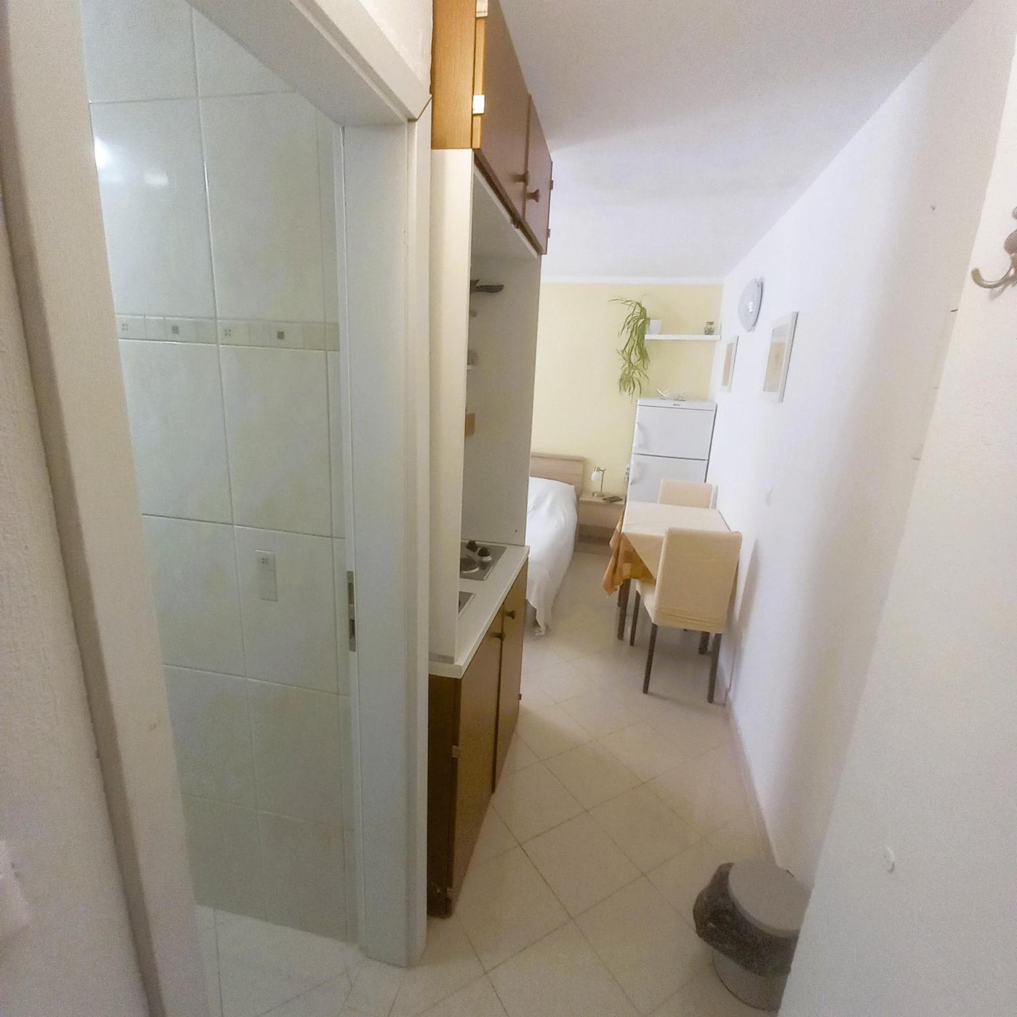 Apartment & Studio Elizabet Baška Quarto foto